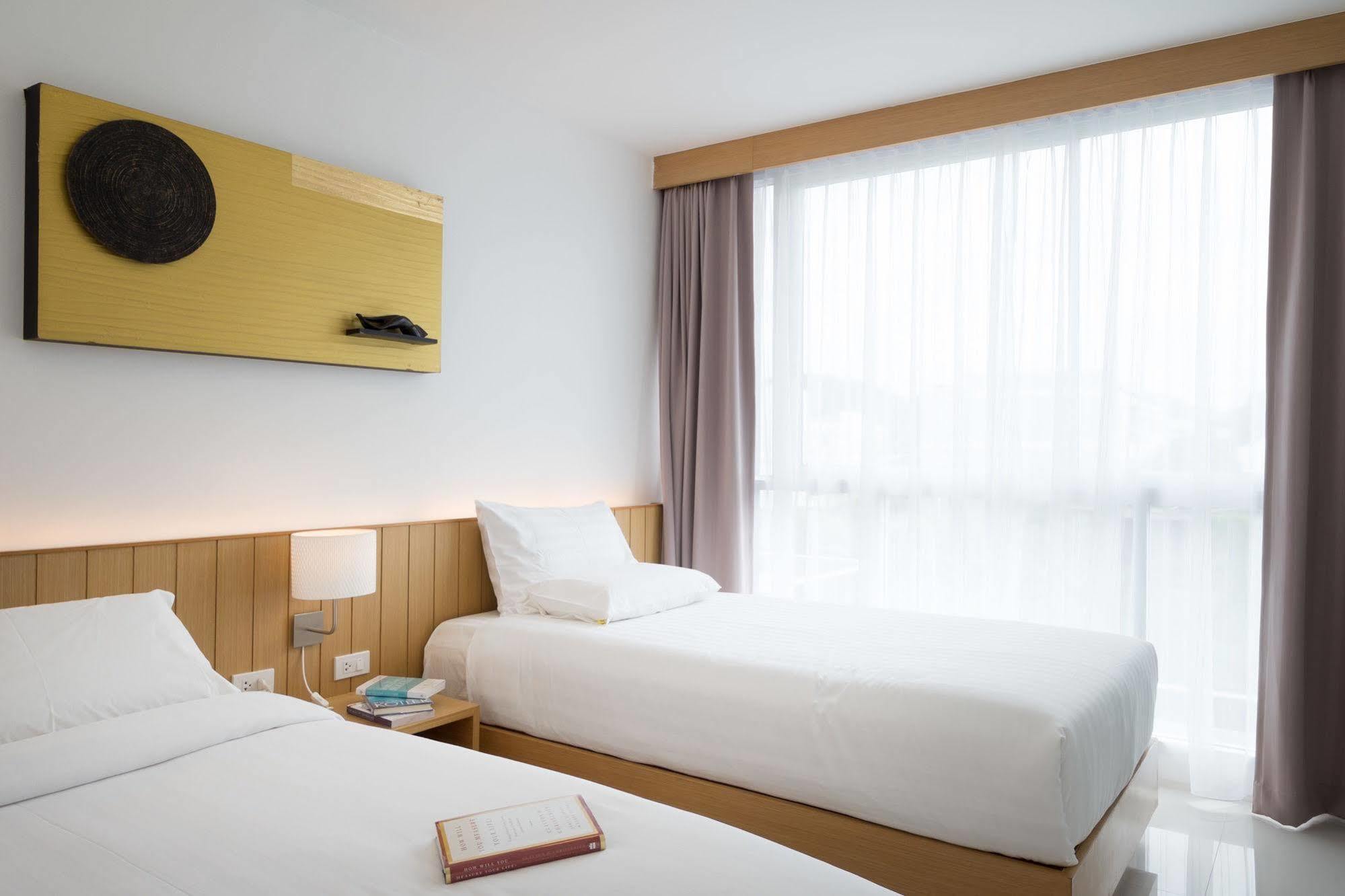 Modern Thai Suites Phuket Exteriér fotografie